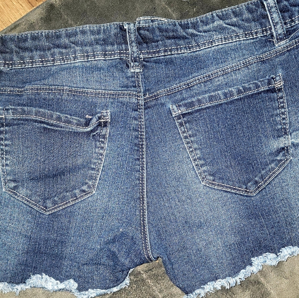 Cute star patch shorts - Picture 4 of 5